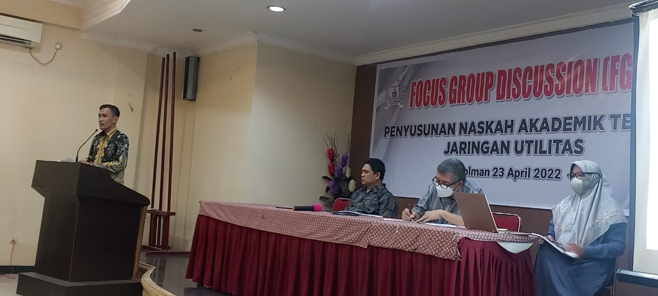 Usman Suhuriah Buka FGD Penyusunan Naskah Akademik Tentang Jaringan Utilitas